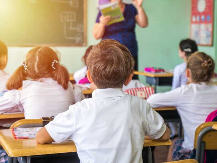 В українських школах з’являться обов’язкові уроки з мінної безпеки