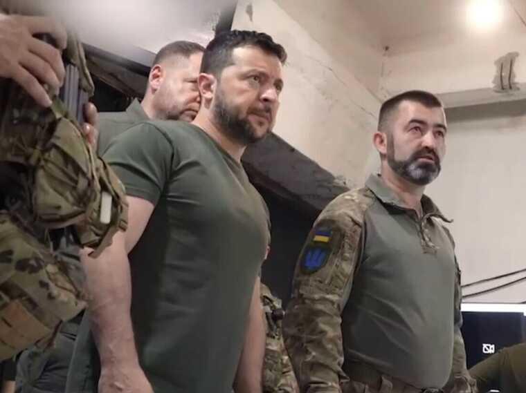 Зеленський відвідав позиції Сил оборони України на Донеччині: "Обговорили важливі теми"