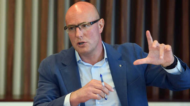 Віце-прем’єр Росії заявив, що "країна не в ізоляції": У відповідь його назвали ідіотом