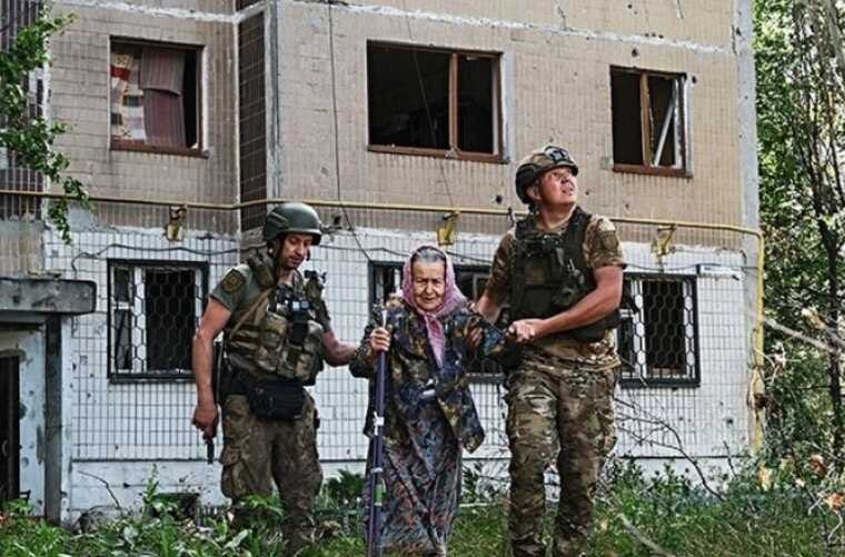 Звикли до "гуманітарки" і вірять у пропаганду: жителі Авдіївки не хочуть виїжджати, — ГВА