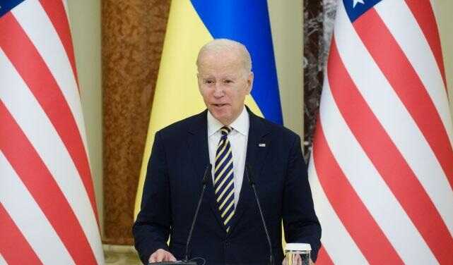 Байден оголосив про нові санкції проти Росії