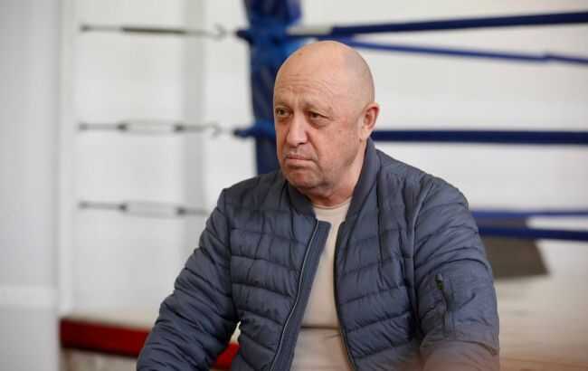 Reuters: Літак Пригожина могли збити ракетою класу "земля-повітря"