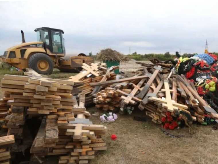 Земля їм бетоном: після смерті Пригожина під Самарою розкурочили цвинтар ПВК "Вагнер"