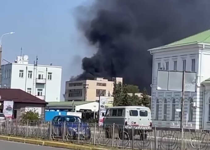 В оккупированном Бердянске горит завод