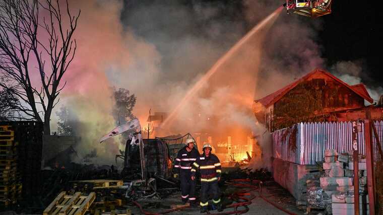 У Румунії перевірять усі заправки після смертельних вибухів на АЗС