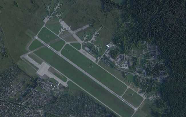 Появились спутниковые снимки аэродрома в Курске после атаки СБУ