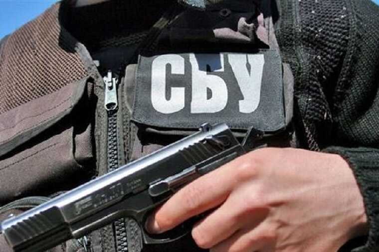 СМИ: В Киеве застрелился полковник СБУ