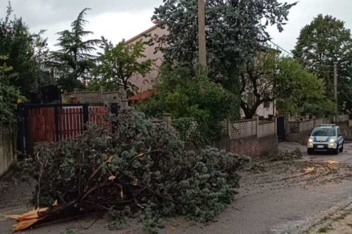В Італії випав град завбільшки за тенісний м’яч