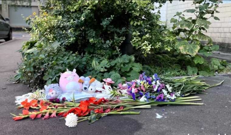 Коли варто «бити на сполох». Як під час війни уберегти підлітків від самогубства