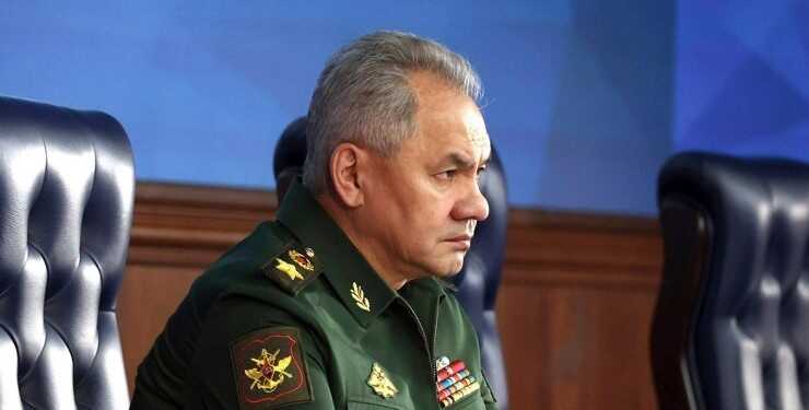 Испугался атаки дронов: Шойгу потребовал круглосуточно производить ПВО