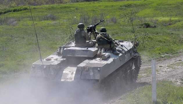 В Мариуполе фиксируют движение российской военной техники на Бердянск