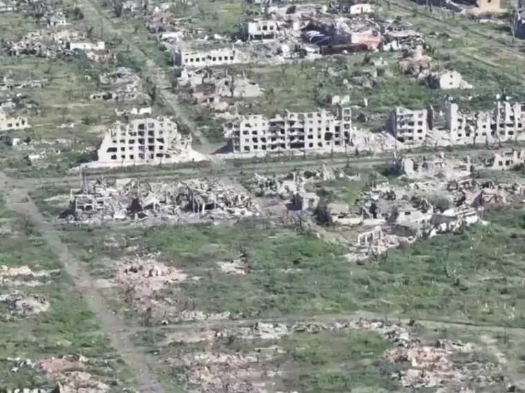 Місто-привид: у Мережі показали, на що армія РФ перетворила Мар’їнку