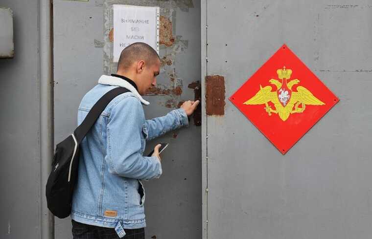 Окупанти активізували роботу військкоматів на окупованих територіях напередодні псевдовиборів, - ЦНС