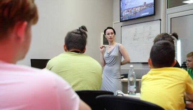 В Киеве снова сообщили о "заминировании" школ и колледжей