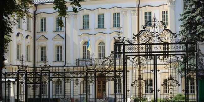 Почему Украина тратит сотни миллионов гривен на суды-«призраки»