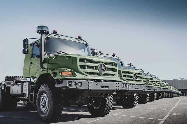 Mercedes-Benz   100   Zetros  