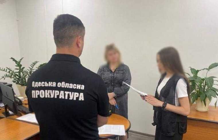 В Одесі на хабарі затримали податківця