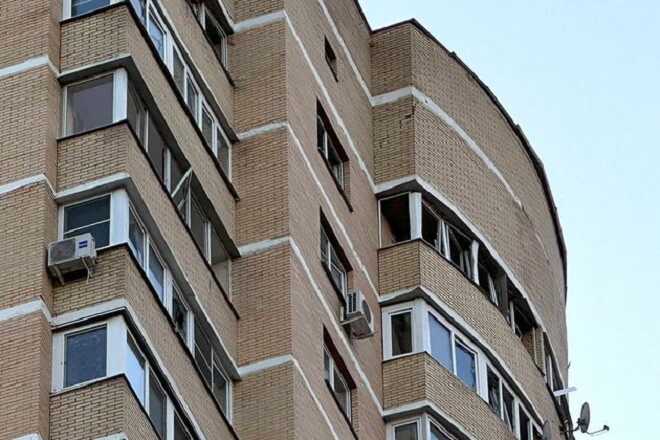 "Іскри летіли, вибух, дуже злякалася": росіянка поскаржилася на атаку дронів на Підмосков’я