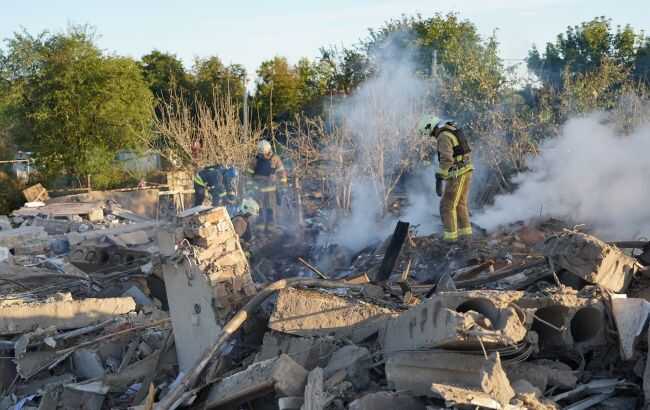 Нічний обстріл Сум: кількість поранених зросла до трьох