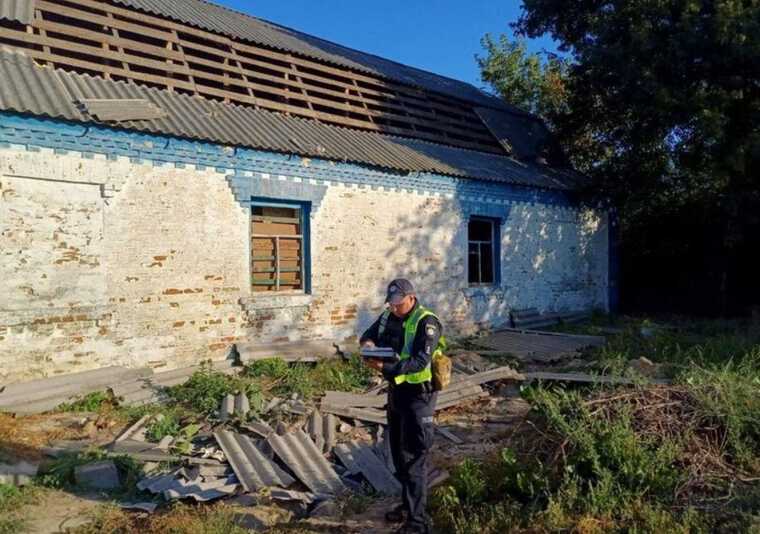 Атака "шахедів" на Київщину: пошкоджено понад 8 будинків, госпіталізовано хлопця з ушкодженням руки