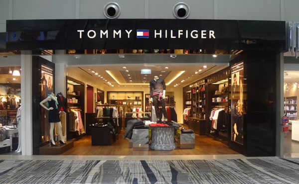 Власник брендів Calvin Klein і Tommy Hilfiger позбувся бізнесу в Росії