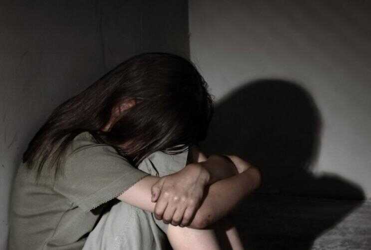 Розпусні дії щодо 7-річної пасерби: підозрюваного в Кропивницькому арештували