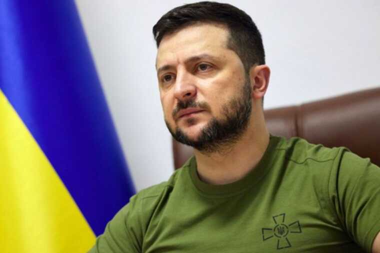 "Новая методичка": Кремль потребовал от российских СМИ не называть Зеленского президентом Украины