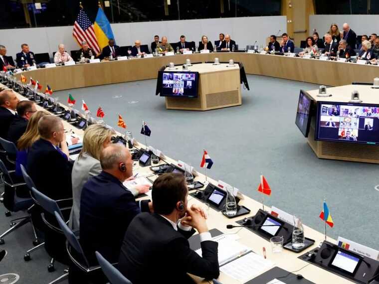 Чехия будет поставлять оружие Украине при финансовой поддержке Дании и Нидерландов