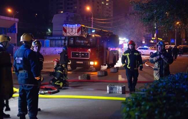 Окупанти обстріляли нафтопереробний завод у Кременчуці