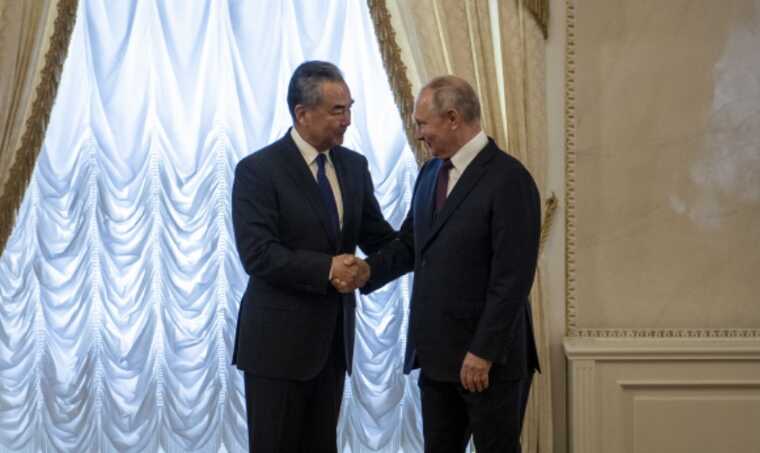 Путін знову заявив, що готовий до переговорів для завершення війни