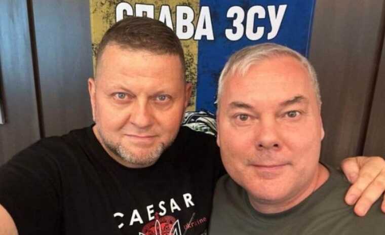 "Здача півдня України": слідчі допитали десятки офіцерів, зокрема Залужного, - ВВС