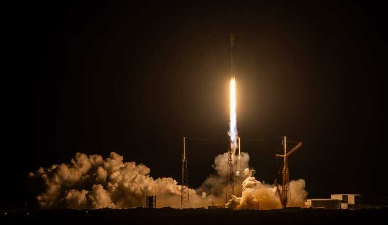 SpaceX вивела на орбіту ще 22 супутники Starlink