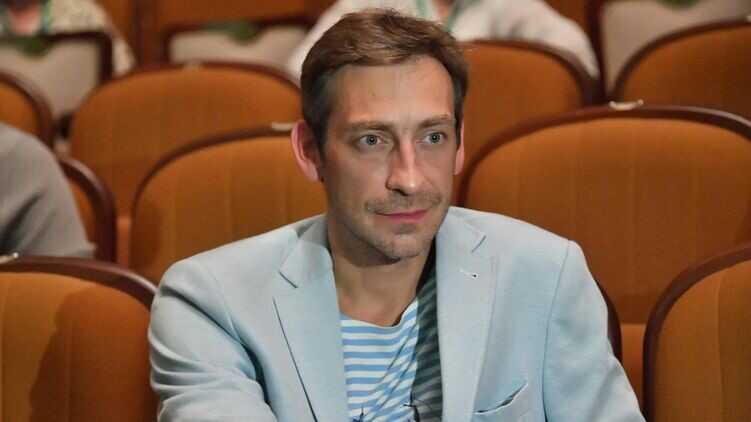 Російський актор Ткаченко став жертвою криптошахрая, якого рекомендував Дерев’янко