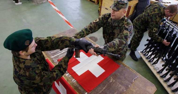 Парламент Швейцарії знову не схвалив можливість реекспорту зброї Україні