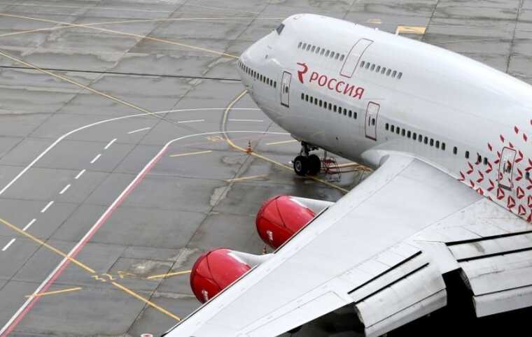 Bloomberg: РФ і КНДР мовчить: військовий літак Москви прилетів до Пхеньяна