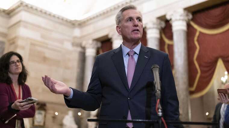 Маккарті закликав Сенат США відмовитися від допомоги Україні, щоб уникнути "шатдауну"