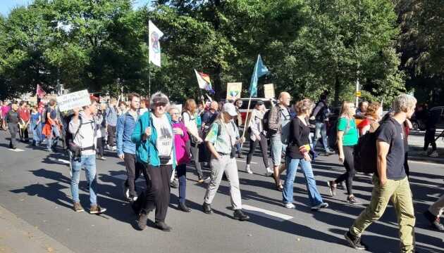 Екоактивісти у Гаазі знову перекривали рух