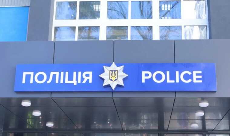 Обкрадав працівників АЗС, ТРЦ, та магазинів: У Києві затримали серійного крадія-рецидивіста