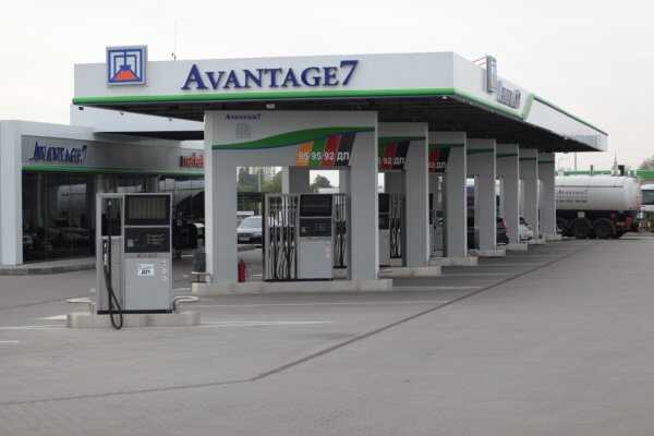 У 53 АЗС мережі "Авантаж" податкова відібрала ліцензії
