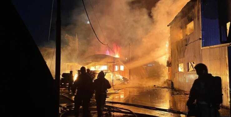 Російські партизани підпалили склади з військовою формою у Ростові-на-Дону