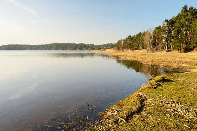 В Николаевской области утонул 56-летний рыбак, спасавший 16-летнего внука