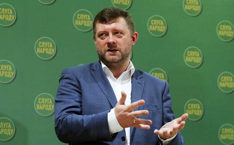 Мільйонний тендер привів до родичів віцеспікера Корнієнка