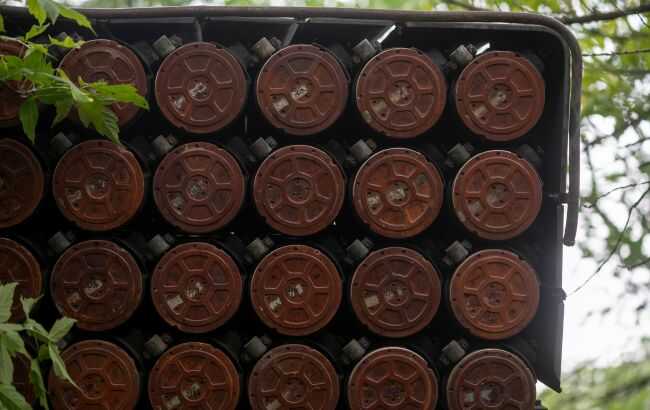 Bild: Міноборони РФ "засвітило" на відео іранські ракети для "Градів"