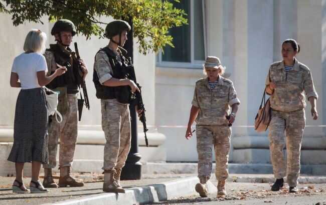 Пролет истребителей и запуск ракеты: В Крыму произошел взрыв