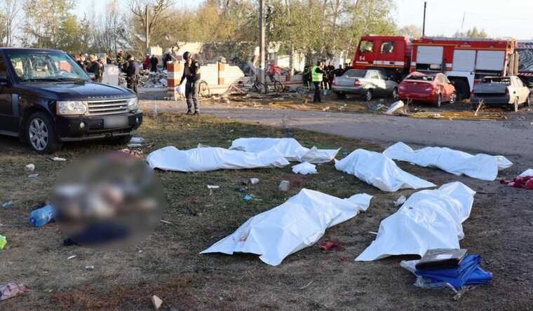 55 людей загинуло у селі Гроза на Харківщині через російський удар, — Нацполіція