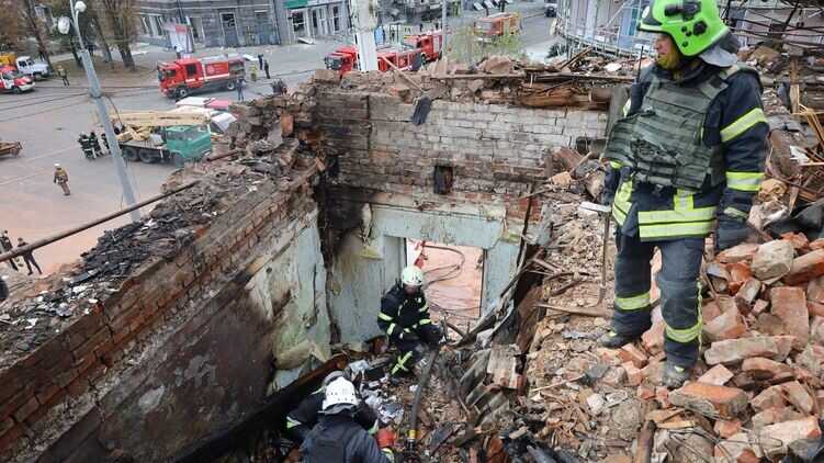 В Харькове нашли тело бабушки погибшего от ракетного удара ребенка