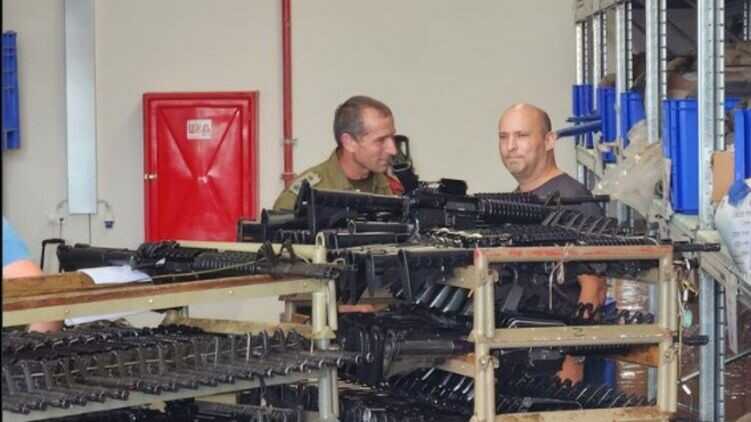 Колишній прем’єр Ізраїлю пішов на війну проти ХАМАСу