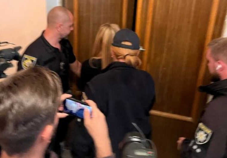 Мешканка Кривого Рогу знімала порно зі своєю трирічною дочкою на замовлення педофіла