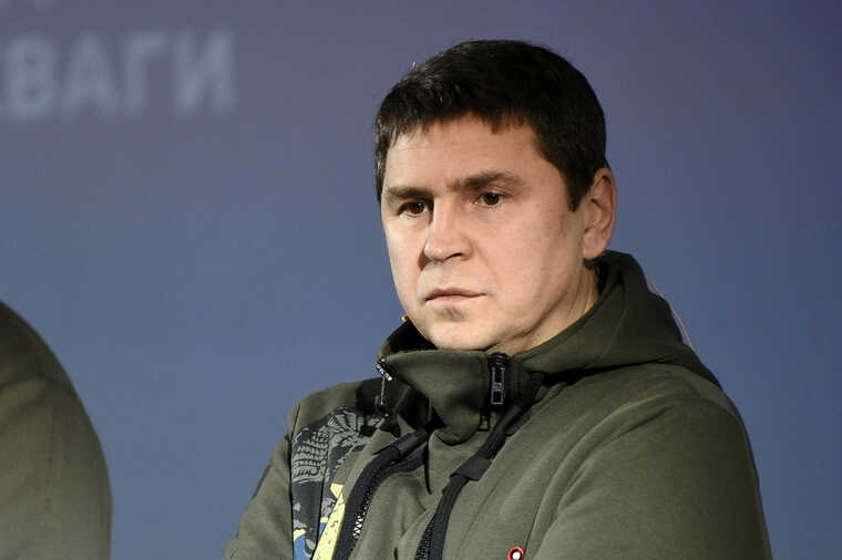 Подоляк: У Украины уже есть образцы собственных ракет дальностью до 1000 км