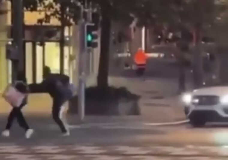 У Брюсселі невідомий вчинив стрілянину (Доповнено)